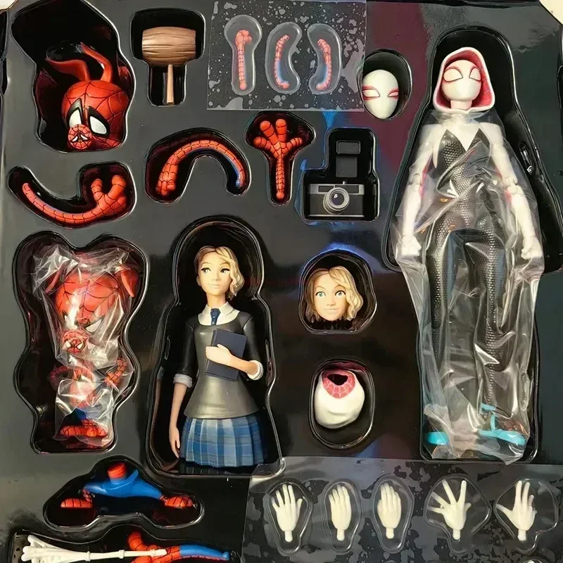 Figurka akcji Miles Gwen Peter – Model Kit Spiderman recenzja i cena