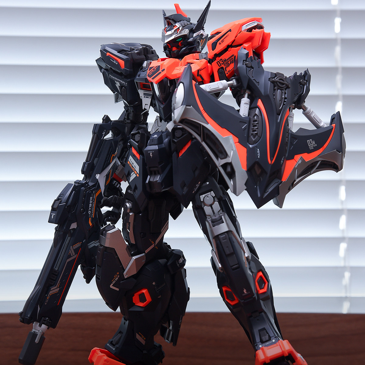 INERA Infinite Line UMD Series – Model Kit Oberon recenzja i cena