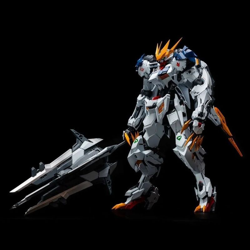 【W MAGAZYNIE】LUNAVOR MG 1/100  – Model Kit Oberon recenzja i cena