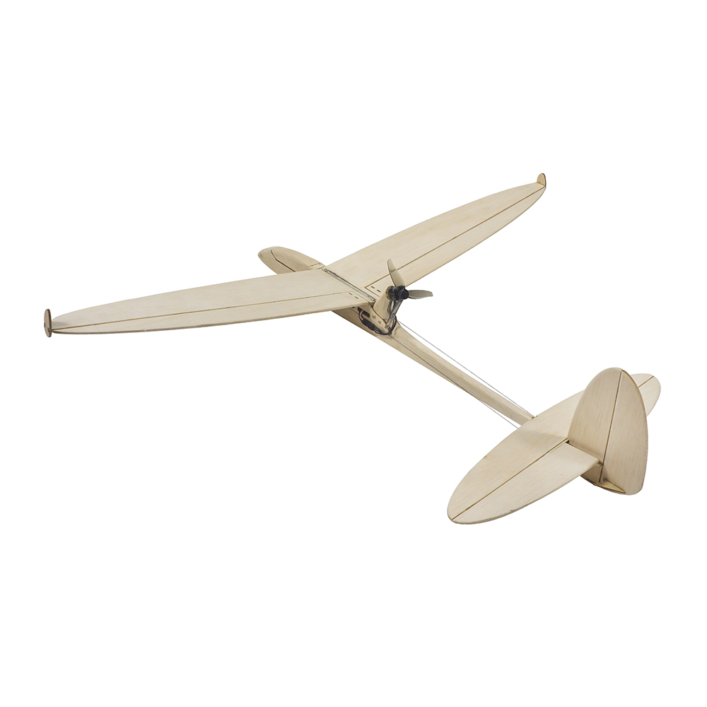 Model samolotu RC wycinany las – Model Kit Simulator recenzja i cena