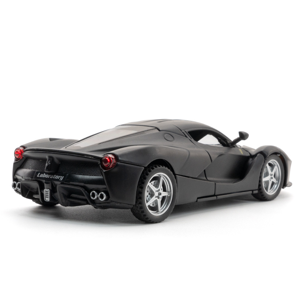 Model sportowego samochodu Laf – Model Kit Ferrari recenzja i cena