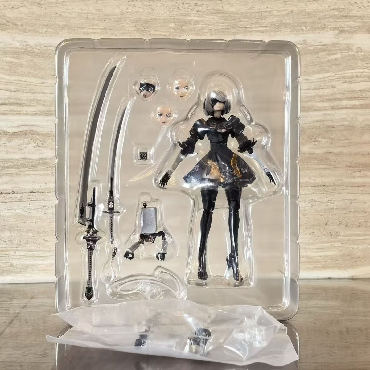 Figurka akcji 2B z serii NieR, – Model Kit Spiderman recenzja i cena