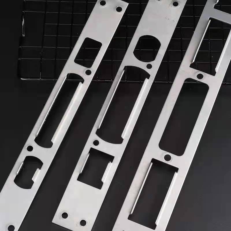 Panel prowadzący zamka do drzw – Panel Line Marker recenzja i cena